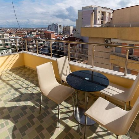 Spacious 2 Bedroom Apartment In Durres Beach Экстерьер фото