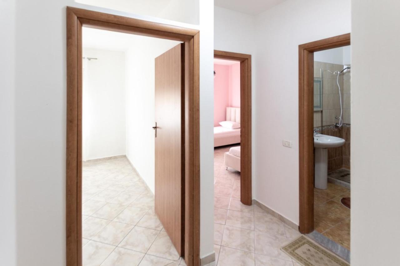 Spacious 2 Bedroom Apartment In Durres Beach Экстерьер фото